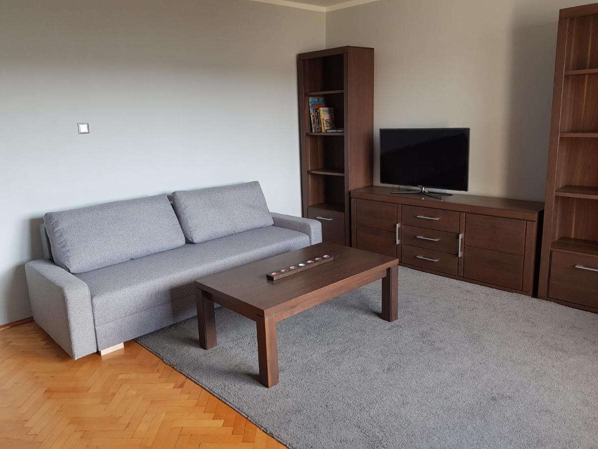 Apartament Janowskie Blonia רומיה מראה חיצוני תמונה